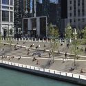 Chicago Riverwalk Opens to the Public, Returning the City to the River - Image 3 of 4