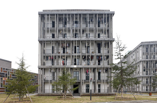 Wang Shu: Reimagining Chinese Architecture through Craft and Memory Wang Shu: Reimagining Chinese Architecture through Craft and Memory - Image 7 of 23