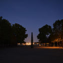 Pezo von Ellrichshausen construye una torre de madera temporal en el Jardín des Tuileries de París - Image 4 of 4