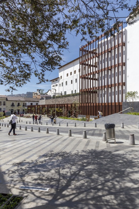 Plaza Huerto San Agustín / Jaramillo Van Sluys Arquitectura + Urbanismo - Image 7 of 22