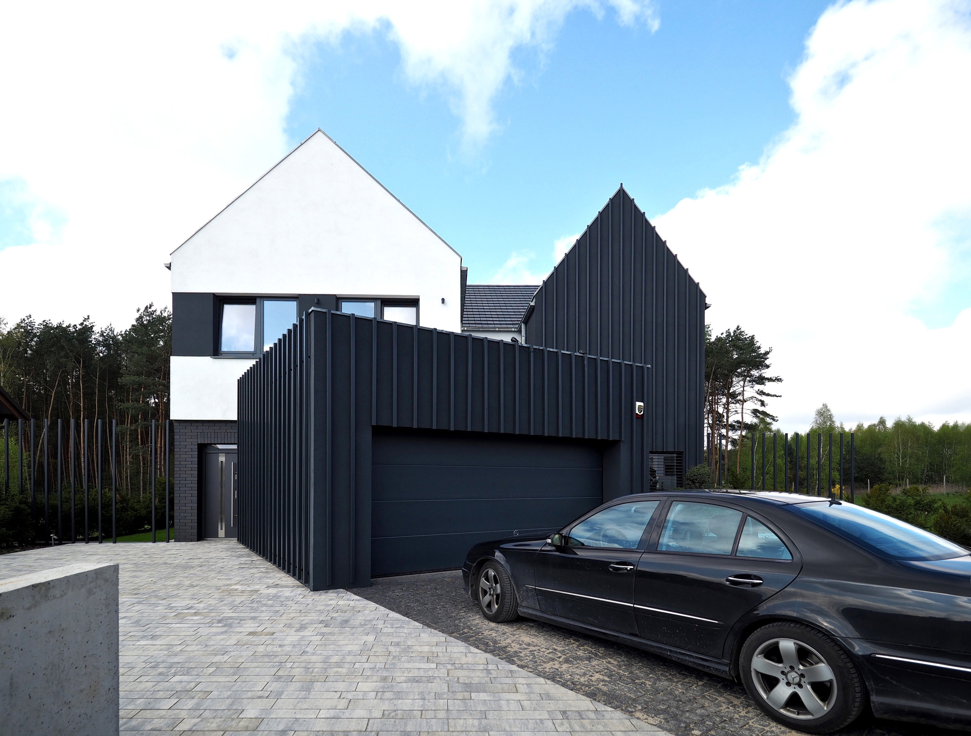 Gallery of Fence House / modelina architekci 43