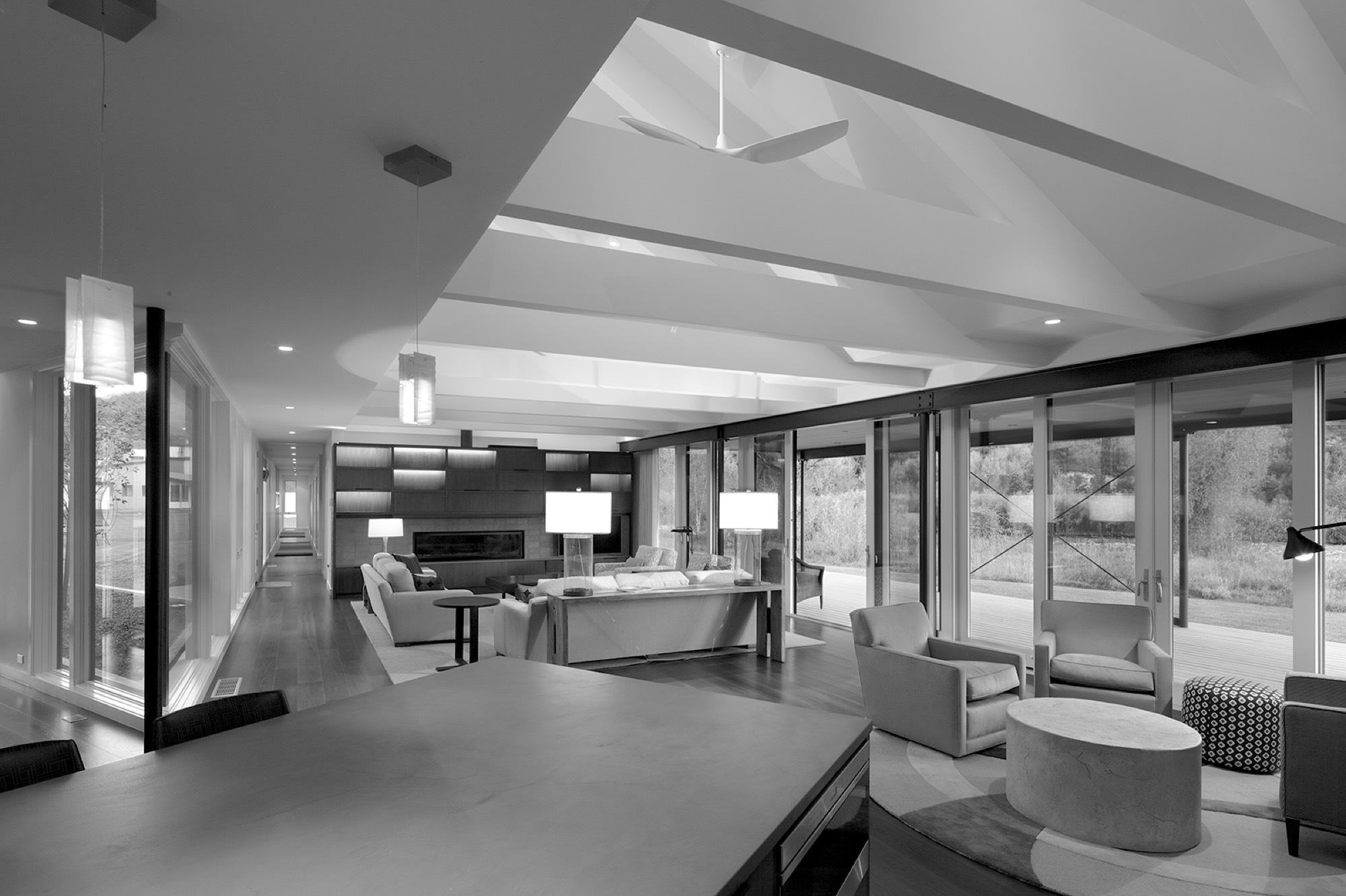 Gallery of Oblique House / Studio B Architecture + Interiors 13