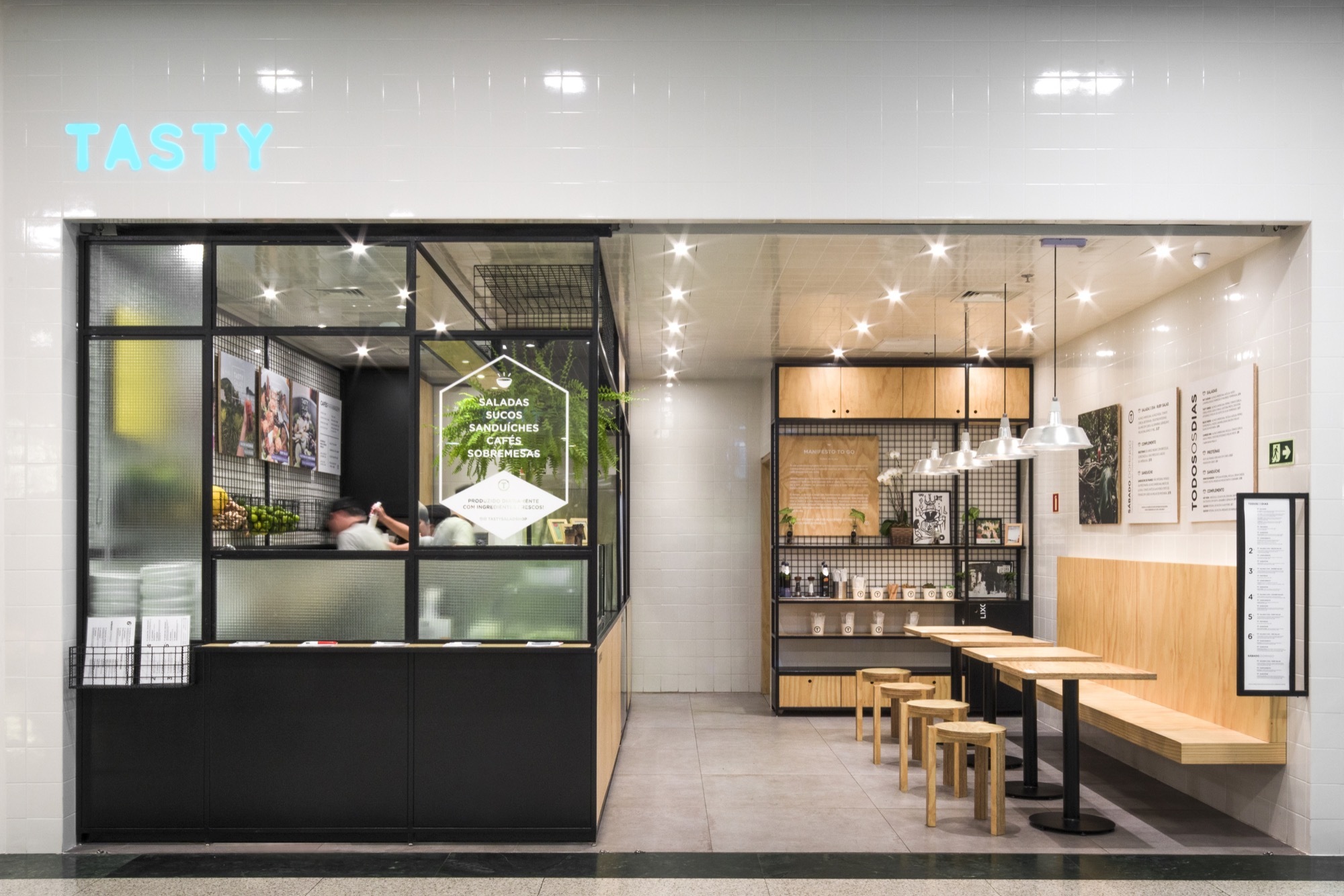 Tasty Salad Shop / Arquea Arquitetos | ArchDaily Brasil