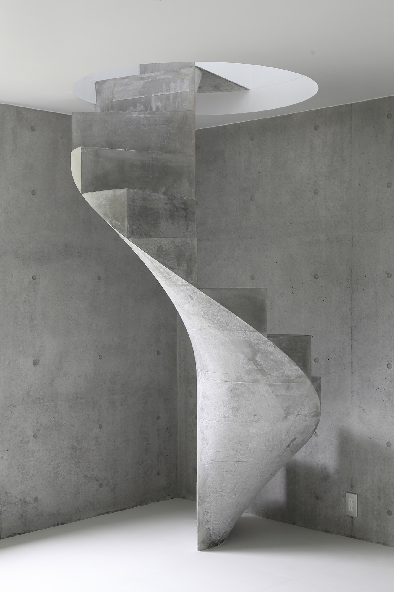 Gallery of House in Akitsu / Kazunori Fujimoto Architect & Associates - 10