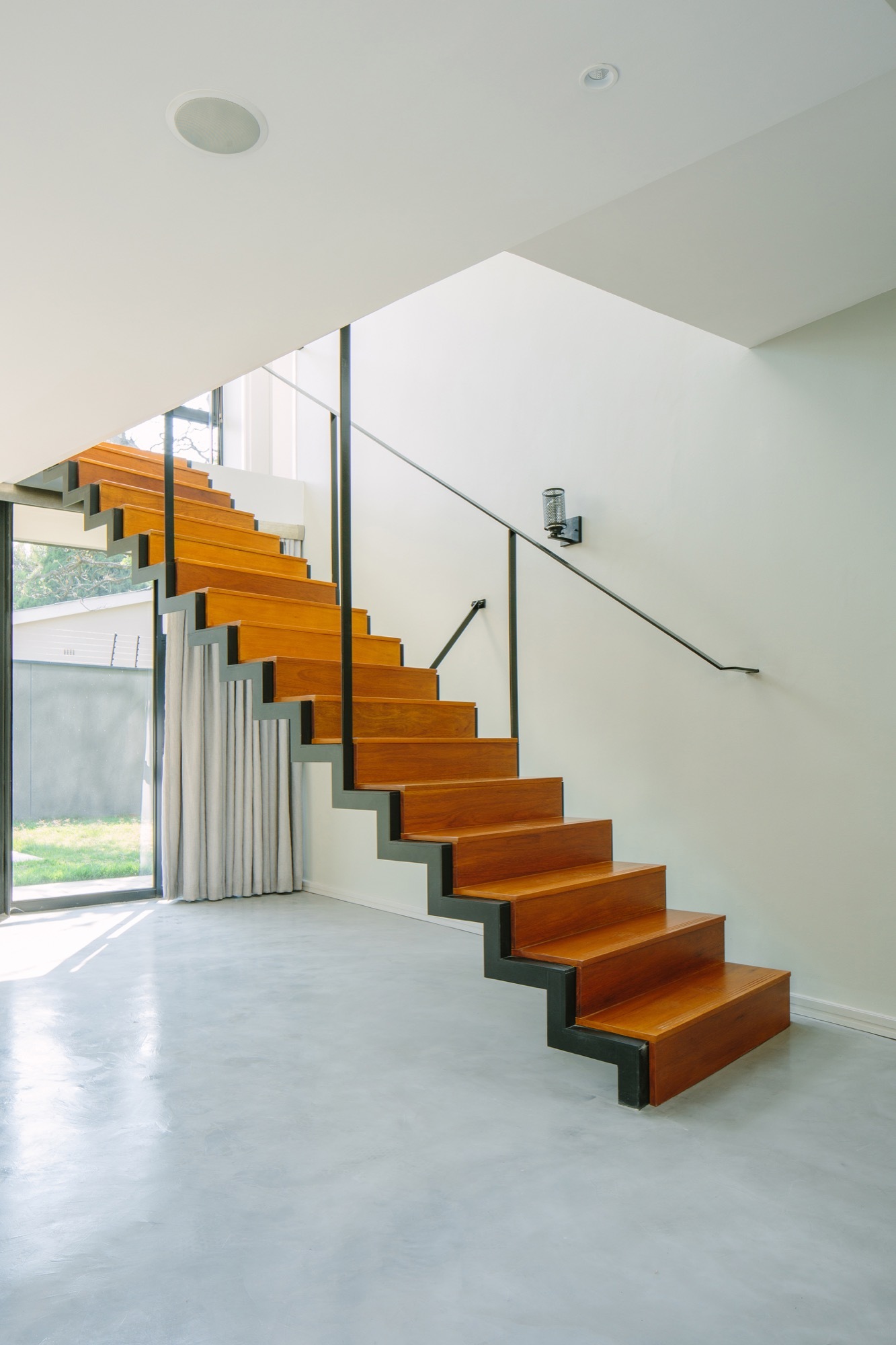 Gallery of Granite House / MMA Design Studio 11