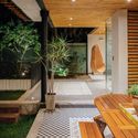 Casa Granada / Thomas Löwenstein - Renovación, Jardín, Cierros, Puerta, Fachada, Sillas