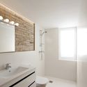  Viviendas Centro Histórico  / Singularq Architecture Lab - Tarjas, Baño, Ventanas