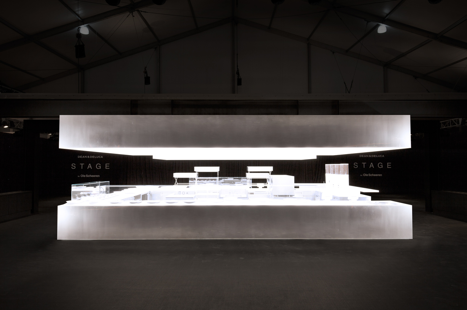 Gallery Of Dean Deluca S Stage By Ole Scheeren Debuts At Design Dean Deluca S Stage By Ole Scheeren Debuts At Design Miami 2016
