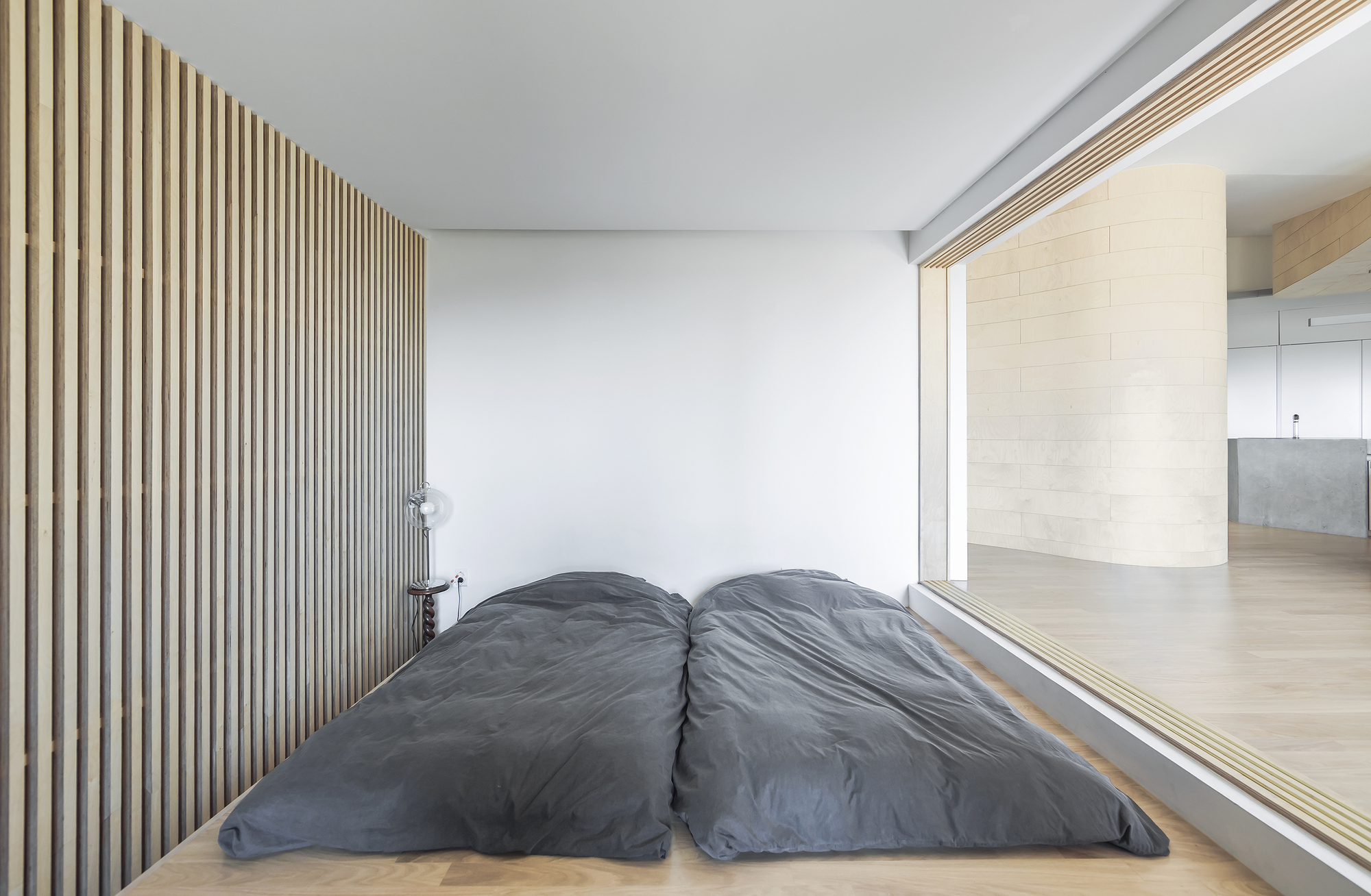 Gallery of Tilt Roof House / BCHO Architects 20