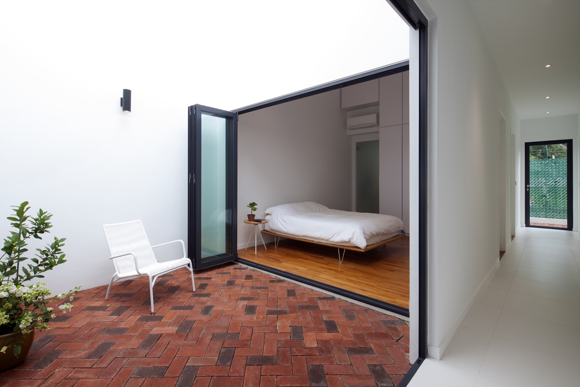 Gallery of Pitch House / Atelier M+A 3