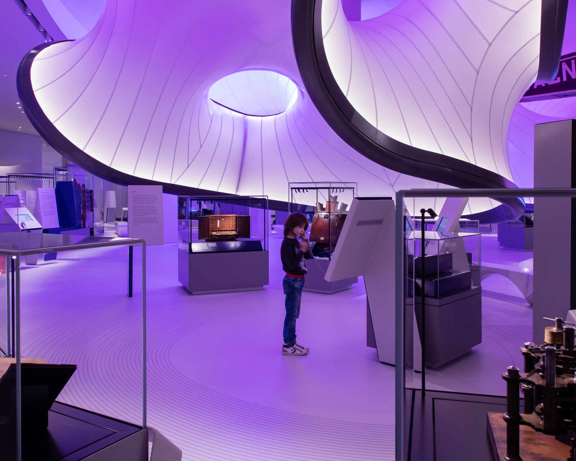 Gallery of Mathematics: The Winton Gallery / Zaha Hadid ...
