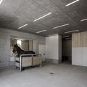 Práctica Veterinaria Equina de Griss  / marte.marte architects - Veterinaria
