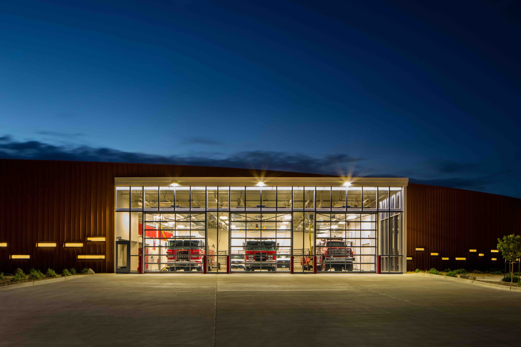 Gallery of Dickinson Public Safety Center / Roth Sheppard Architects 2