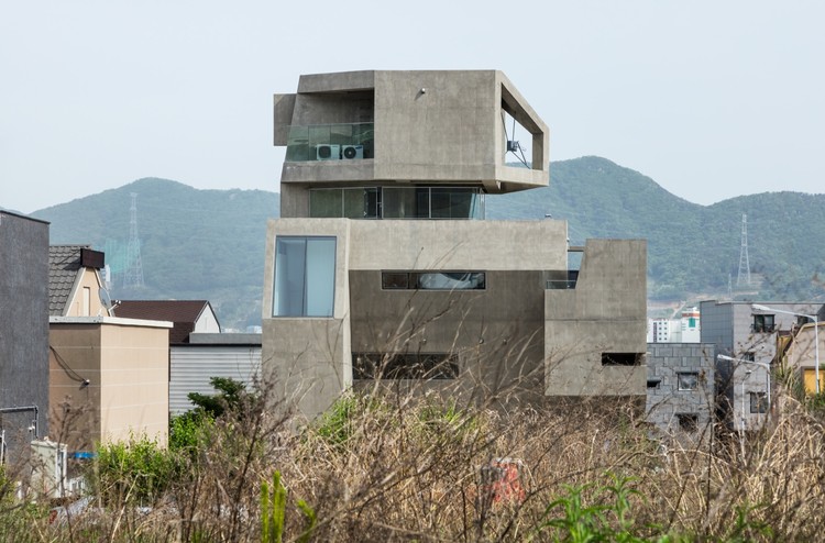 Busan Times / Moon Hoon | ArchDaily