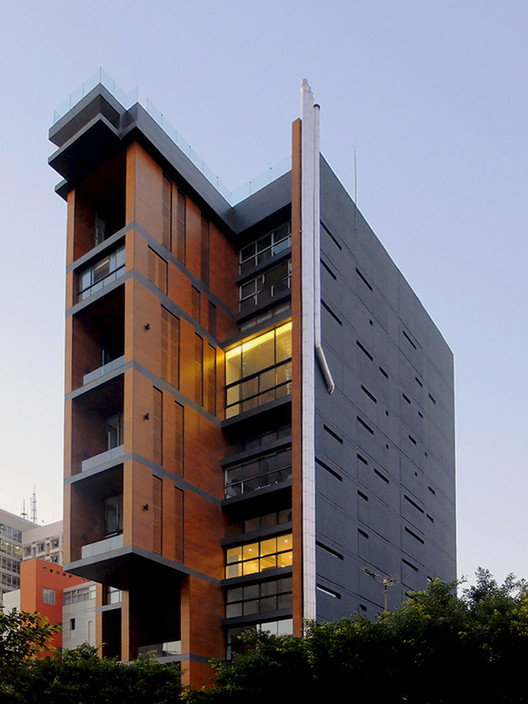 East Village / J.M.Bonfils and Associates - Windows, Facade