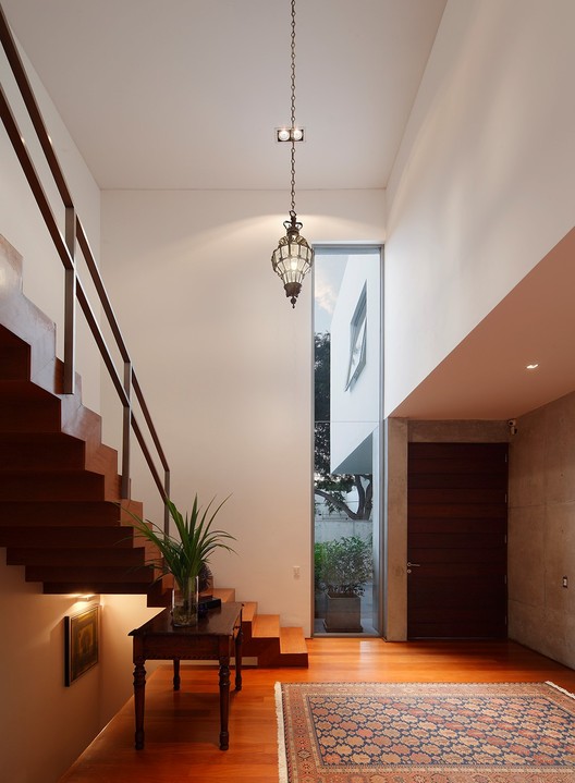 House M  / Jaime Ortiz de Zevallos - Lighting, Stairs