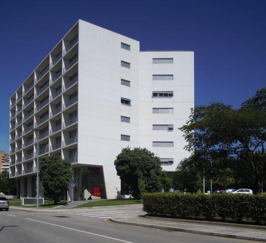 Edifício Casas Brancas / Adalberto Dias - Imagem 6 de 27