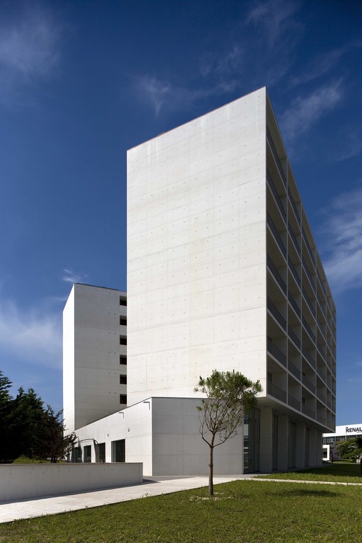 Edifício Casas Brancas / Adalberto Dias - Imagem 10 de 27