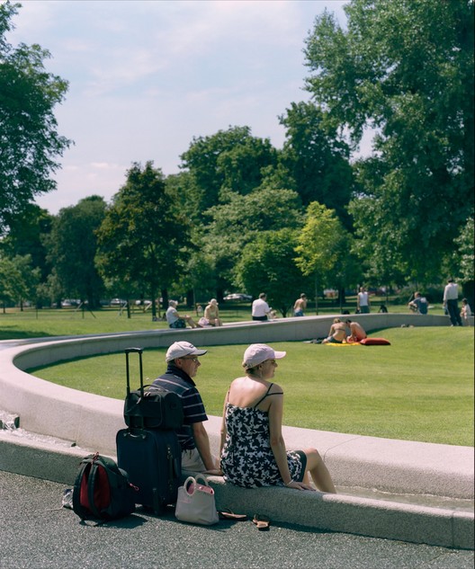 Diana, fuente conmemorativa de la Princesa de Gales / Gustafson Porter