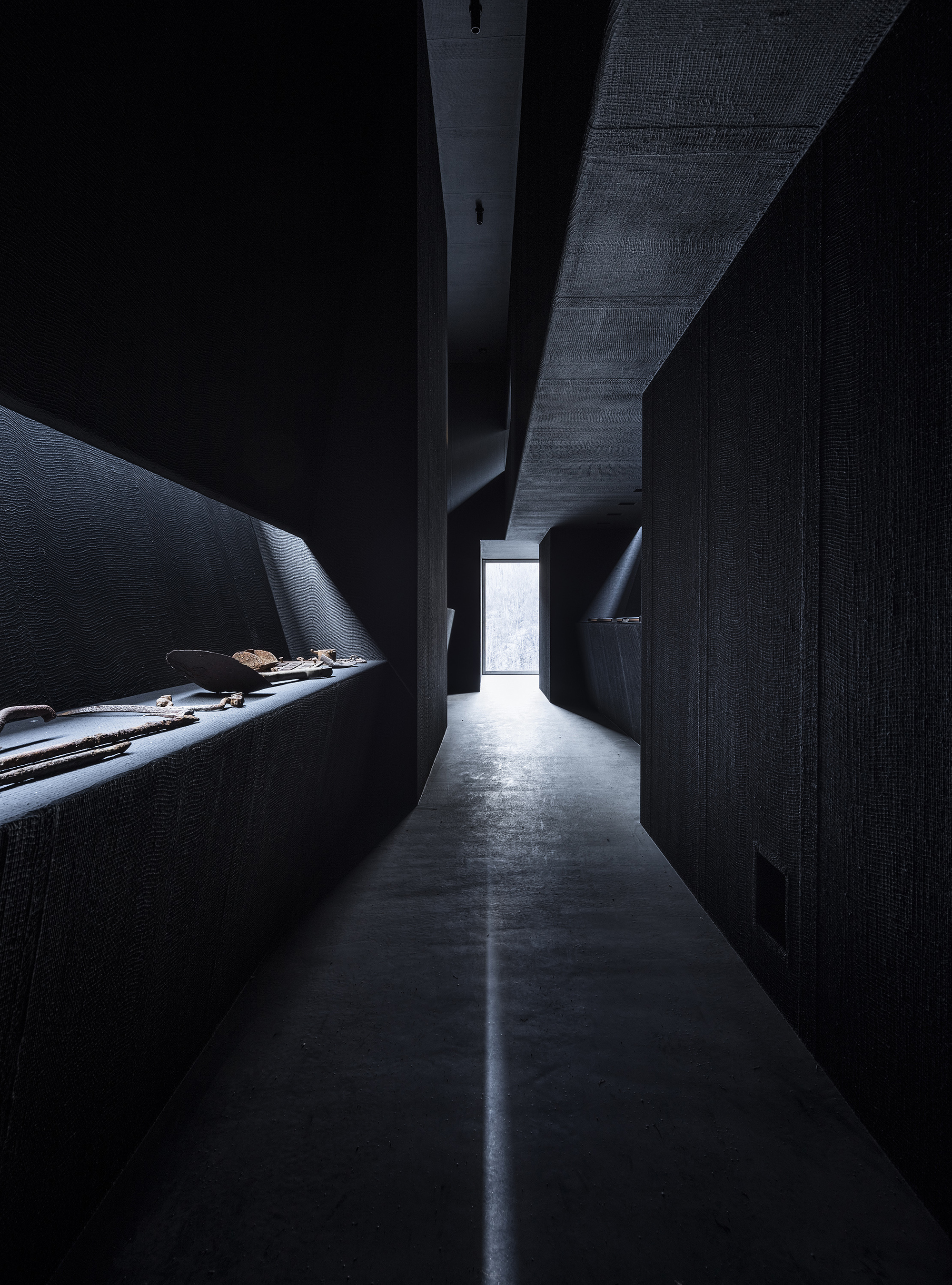 Gallery of The Noble Simplicity of Peter Zumthor's Allmannajuvet Zinc