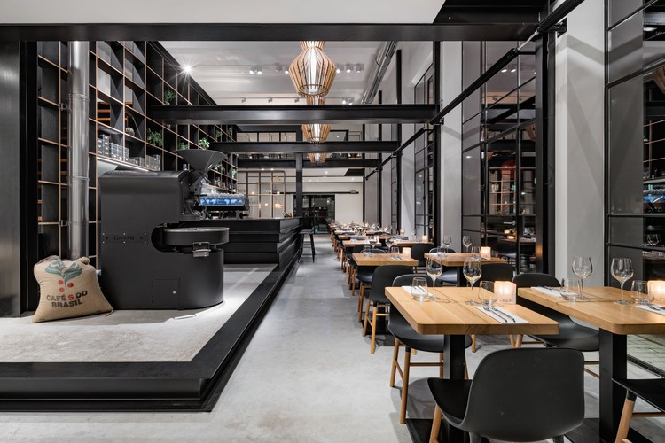 Capriole Café / Bureau Fraai | ArchDaily