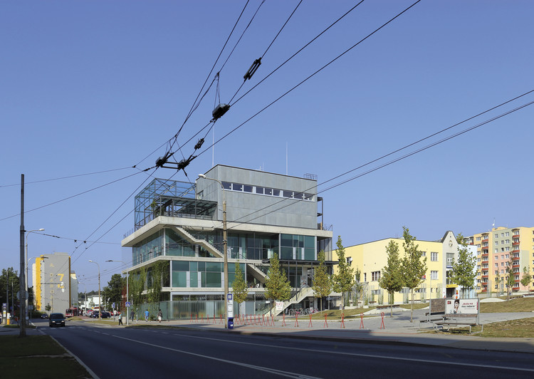 Community Centre Máj / SLLA Architects - Windows