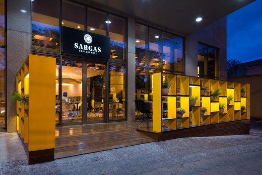 Restaurante Sargas / MOBIO Arquitetura + Marcos Franchini (BIRI) + Pedro Haruf Restaurante Sargas / MOBIO Arquitetura + Marcos Franchini (BIRI) + Pedro Haruf - Imagem 9 de 23