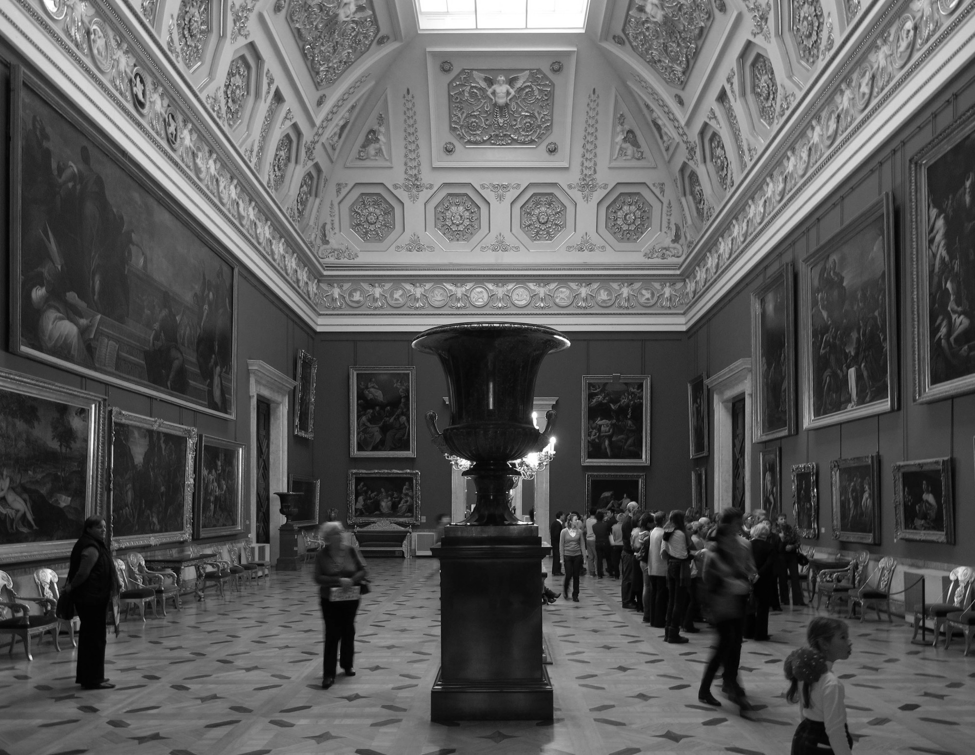 Understanding The Public Interior From The Palace To The Garden