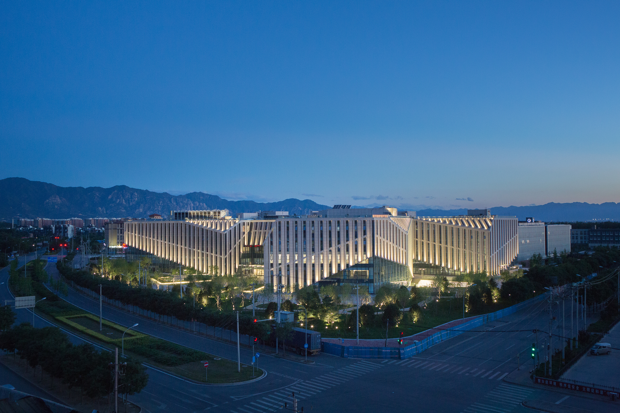 海淀区北部文化中心/ 清华大学建筑设计研究院| ArchDaily