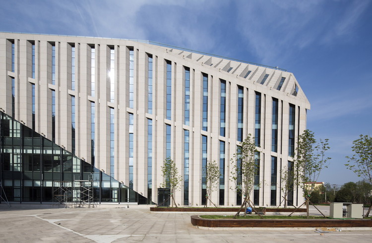 Cultural Center in Northern Haidian District / THAD - Cultural Architecture, Facade, Column