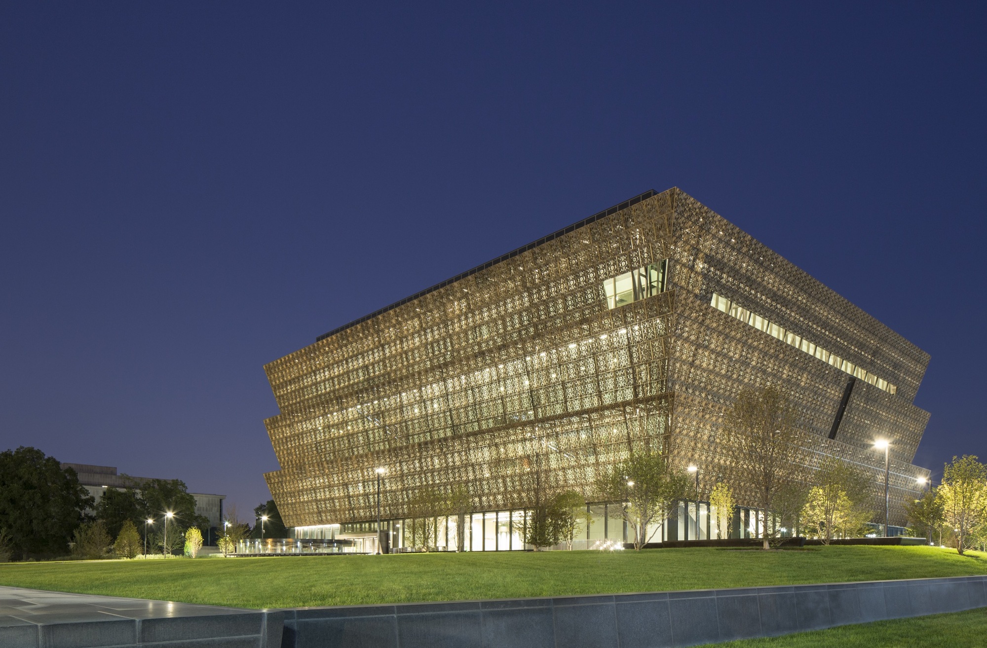 Gallery of The Smithsonian National Museum of African American History ...
