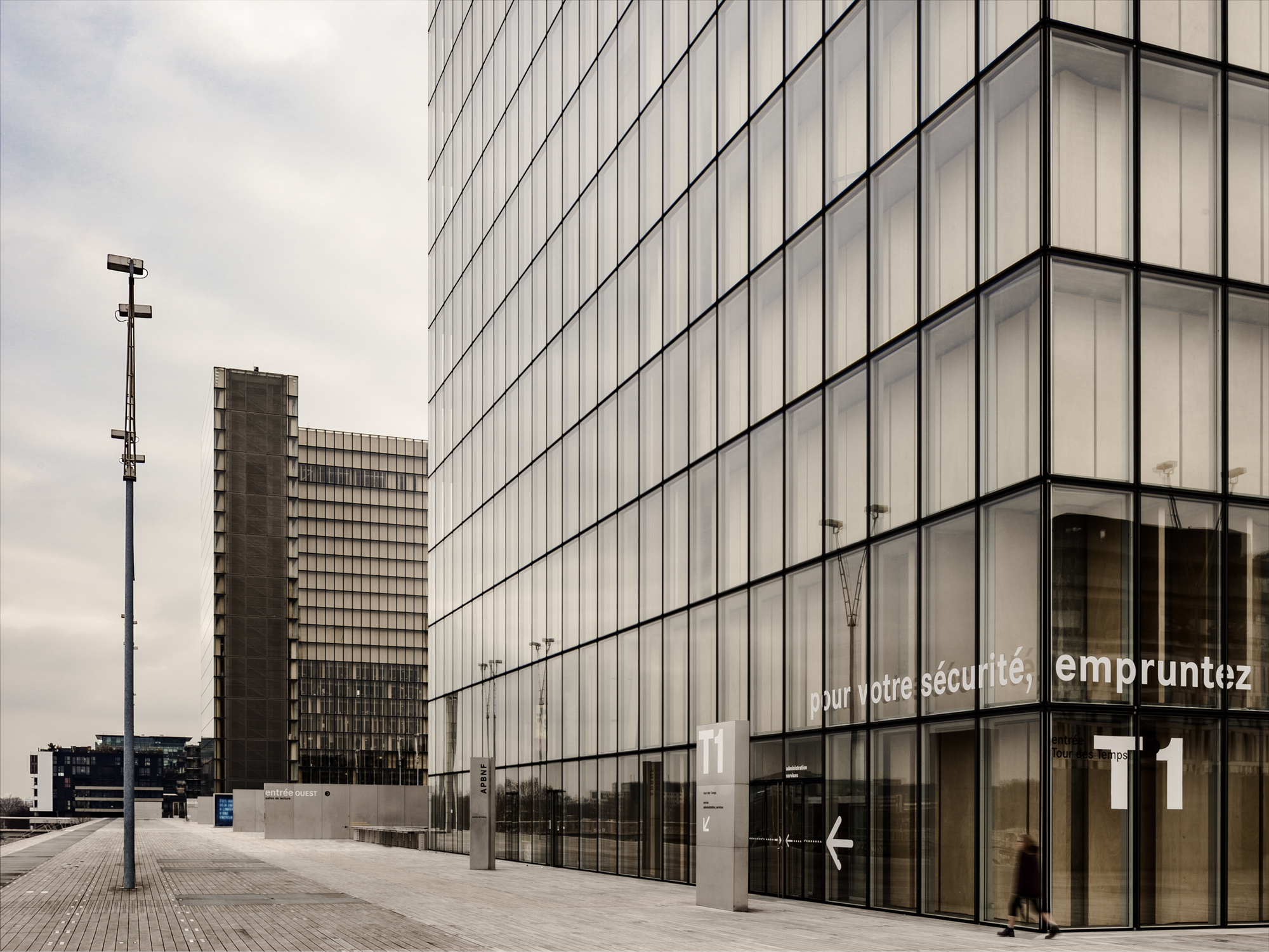 Dominique perrault architect image