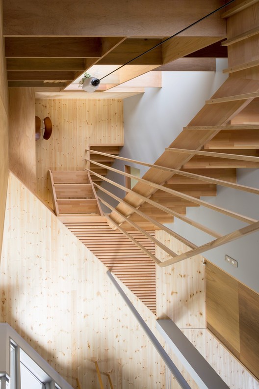 Terada House / Mizuno architecture design association - Stairs, Handrail, Beam