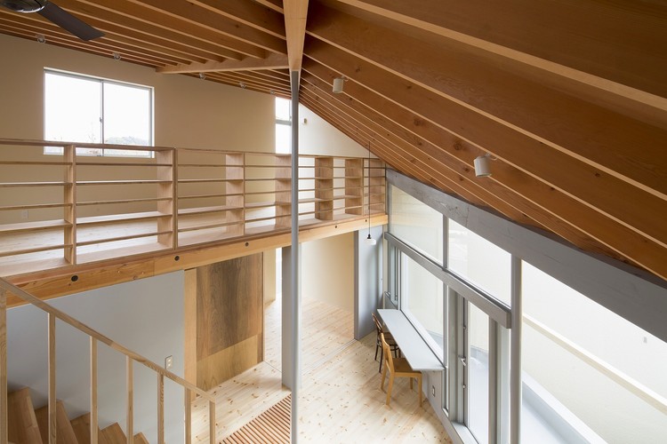 Terada House / Mizuno architecture design association - Wood, Windows, Beam, Handrail