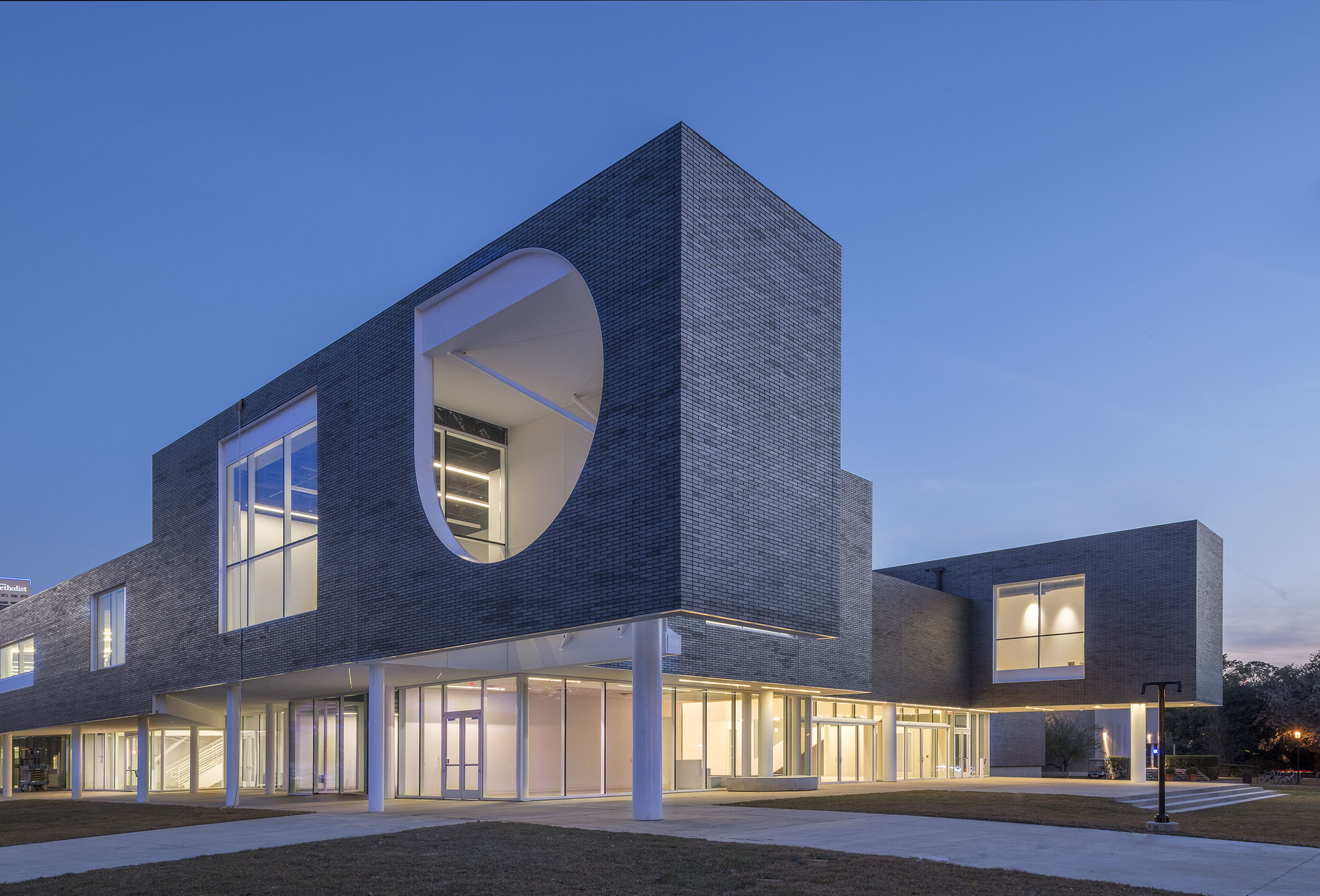 Galeria De Centro Moody Para Artes Michael Maltzan Architecture 10