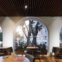 Loco餐厅 / João Tiago Aguiar, Arquitectos - 餐厅