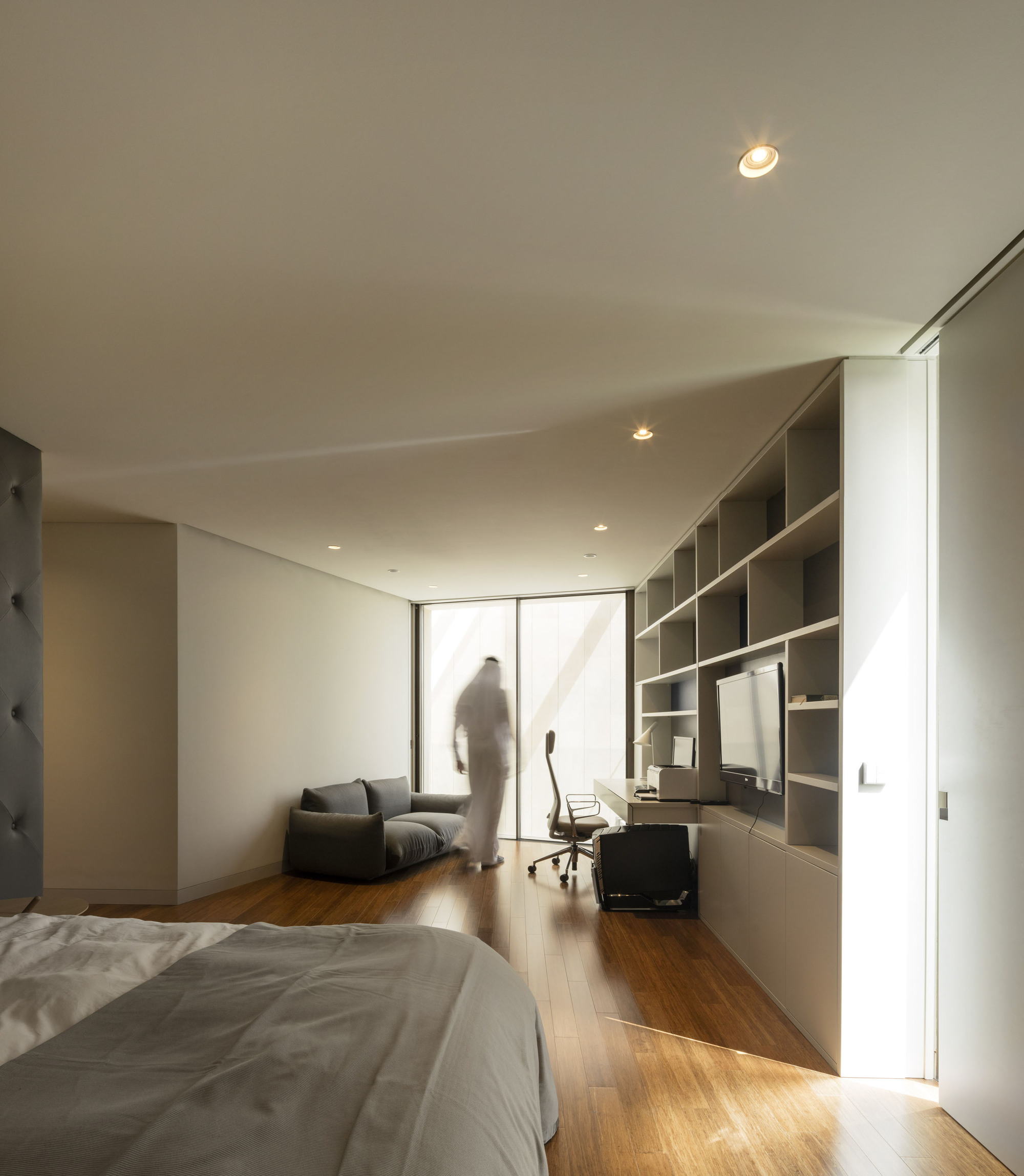 Gallery of Three Gardens House / AGi Architects 10