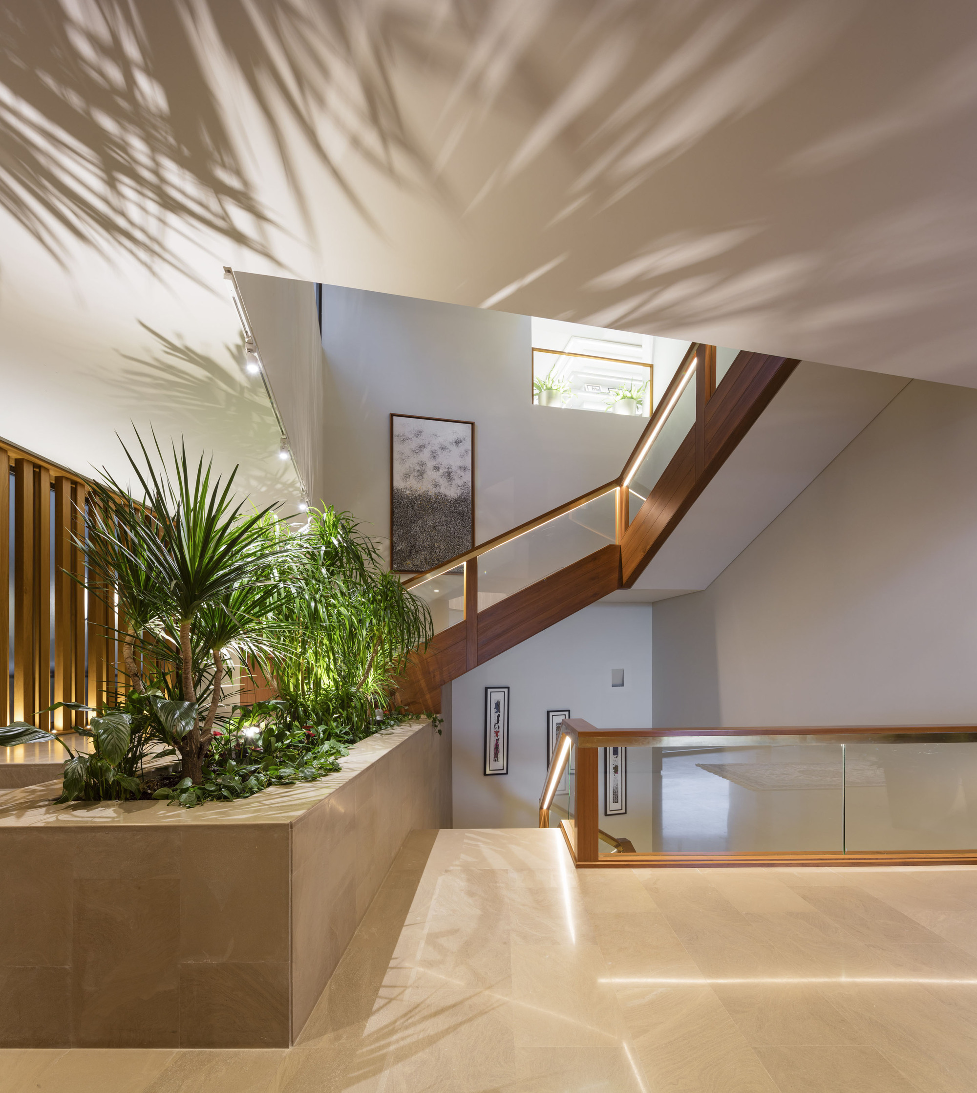 Gallery of Three Gardens House / AGi Architects 49