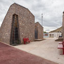 Vistas de Cerro Grande Community Center / Arquitectura en Proceso - Brick, Facade