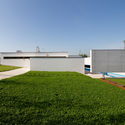 Horneada por el calor  / Drozdov & Partners - Casas