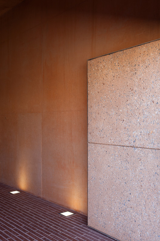 2017密斯凡德罗奖入围奖——利弗萨勒特纪念馆 /Rudy Ricciotti + Passelac & Roques 2017密斯凡德罗奖入围奖——利弗萨勒特纪念馆 /Rudy Ricciotti + Passelac & Roques - 10 的图像 33