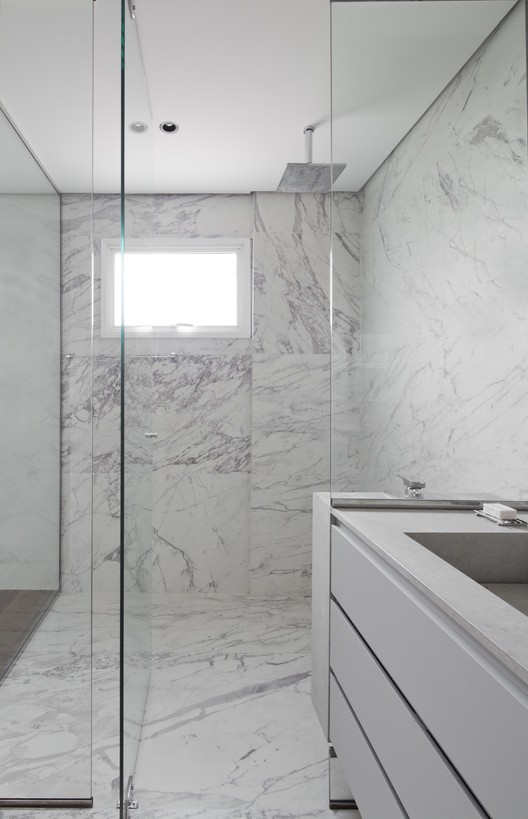 Apartamento JAff  / Meireles + Pavan Arquitetura - Pia, Chuveiro