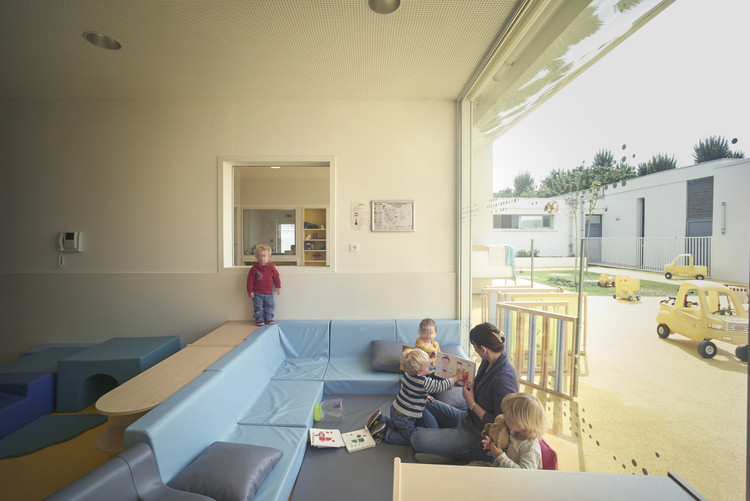 Guardería en Toulouse / V2S architectes + OECO Architectes - Imagen 3 de 10