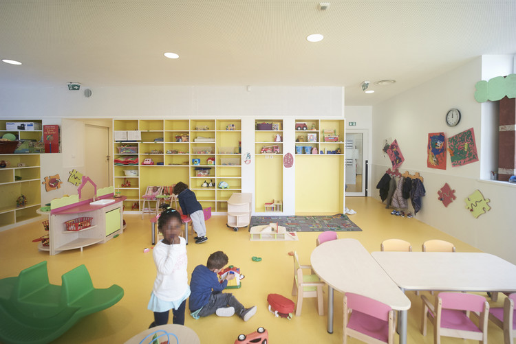 Guardería en Toulouse / V2S architectes + OECO Architectes - Imagen 6 de 10