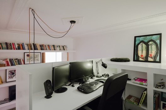 Casa Atelier / Inês Brandão Arquitectura Casa Atelier / Inês Brandão Arquitectura - Mesa, Prateleira, Cadeira