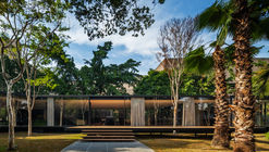 Residência C.J. / Andrade Morettin Arquitetos Associados
