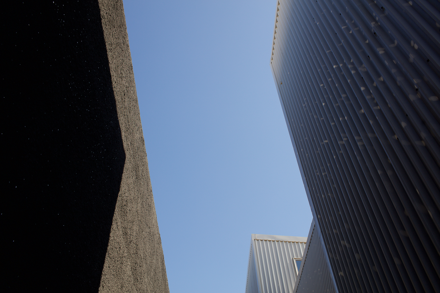"Concrete" na Alserkal Avenue / OMA - Imagem 10 de 16