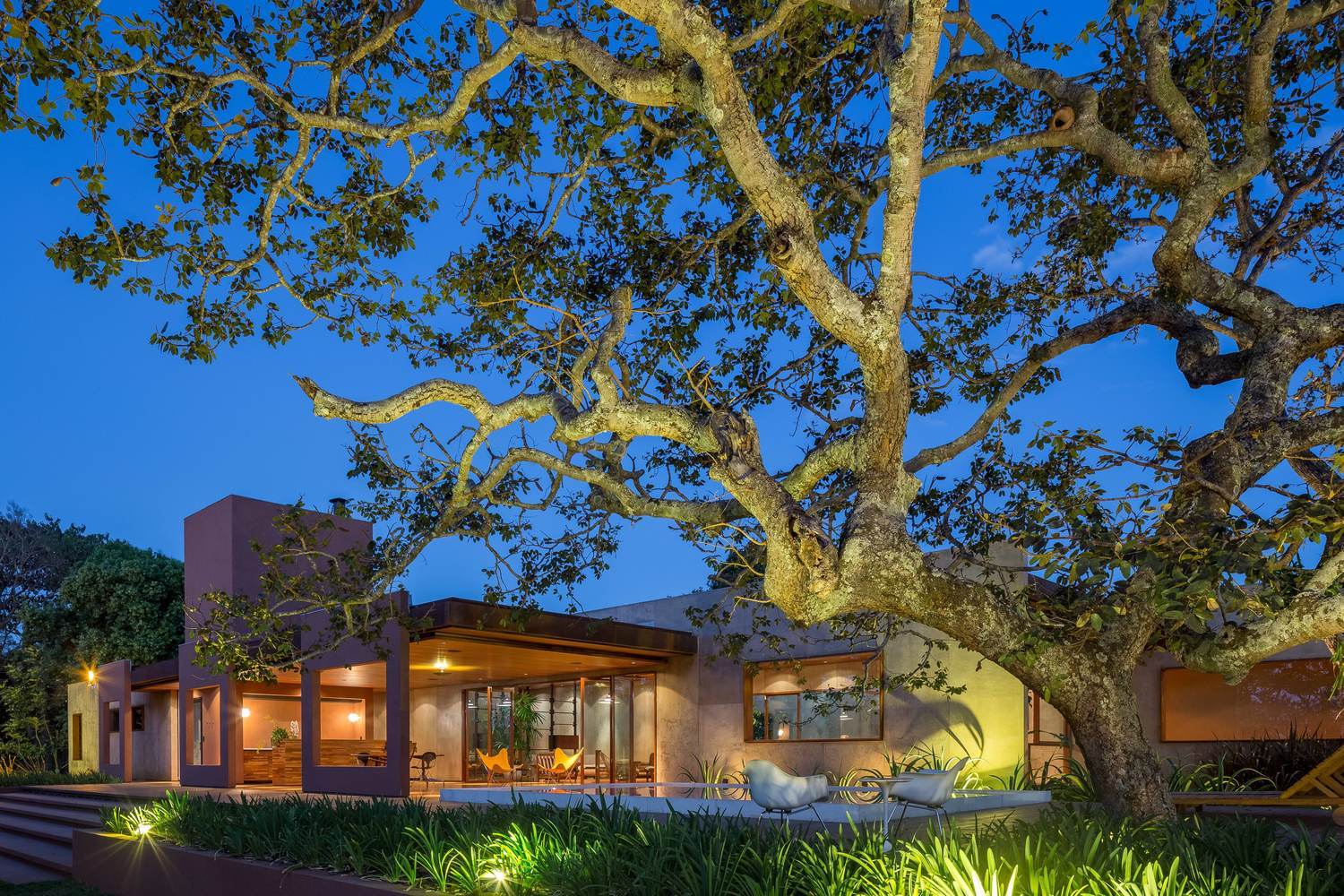 Gallery of This Brazilian House Uses Different Materials as an