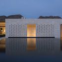 Stone Court Villa / Marwan Al Sayed Inc. - Houses