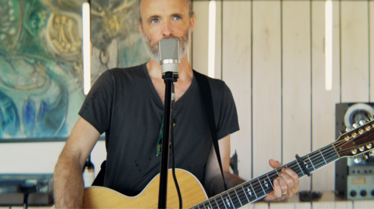 Capítulo 06 Insigne Sesiones: Travis en la Casa Oruga de Sebastián Irarrázaval - Más Imágenes